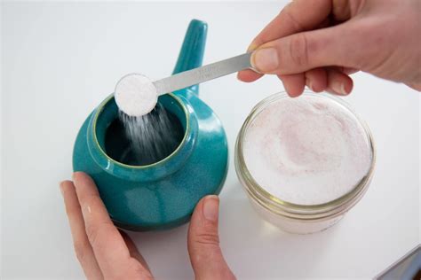 How and Why to Neti Pot (Plus DIY Neti Pot Solution Recipe) | Wholefully