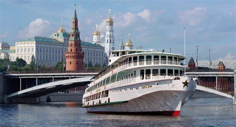 Volga Dream Deluxe Cruises. Moscow to St Petersburg - Cruise Russia