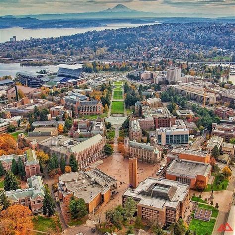 University of Washington campus (Seattle, WA, USA) [400x400] : CityPorn