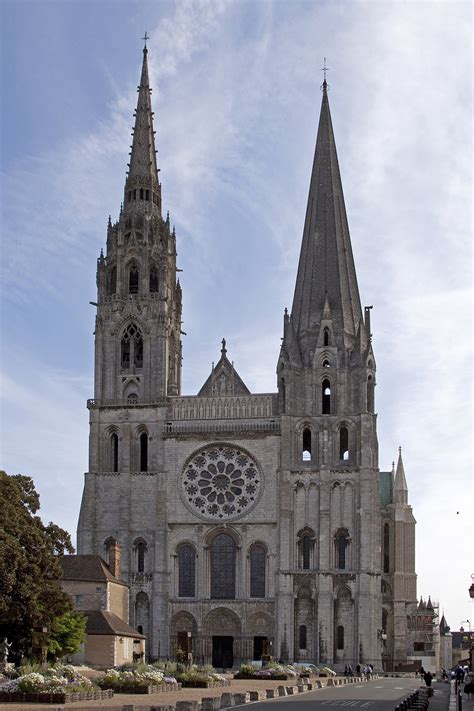 Chartres Cathedral - Wikipedia | RallyPoint