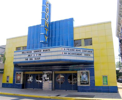 P7010007-An old-fashioned movie theater that is still showing movies ...