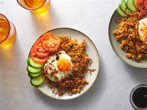 The Best Nasi Goreng Recipe in Town: I'm in Foodie Heaven!