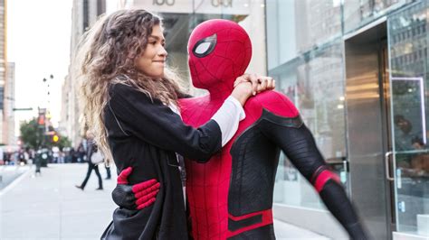 "Spider-Man: No Way Home" Trailer Stars Tom Holland, Zendaya & Past ...