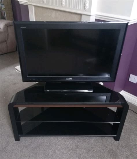 TV & Stand - Sony Bravia 32" | in Hertford, Hertfordshire | Gumtree