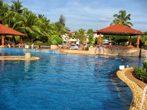 Holiday Beach Resorts In Goa Offer A Relaxing And Comfortable Visit To ...