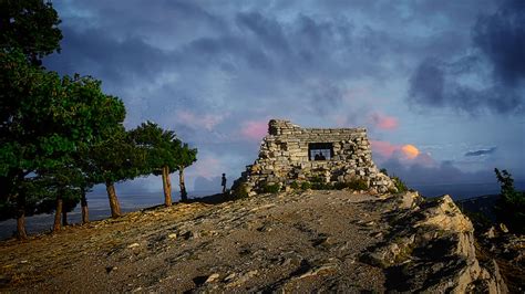 Cliff Edge Sunset Photograph by Zayne Diamond - Fine Art America