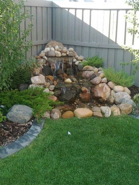 7 Creative And Fun Backyard Water Feature Ideas – HOMYRACKS