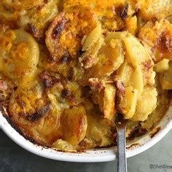 Bacon Potatoes au Gratin Recipe - She Wears Many Hats