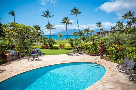 Maui Accommodations Guide | The Mauian Hotel on Napili Bay