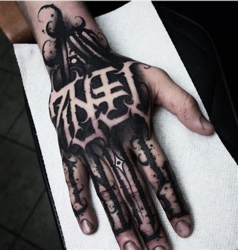 ️Sick hand tattoo done by the artist @abis.one ️ | Hand tattoos for ...