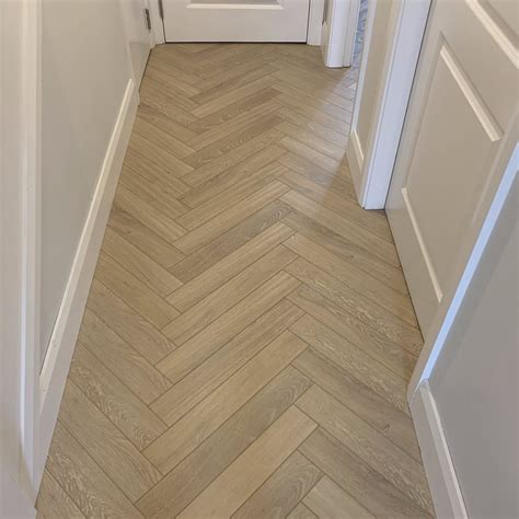 Everything You Need To Know About Herringbone Laminate Flooring ...