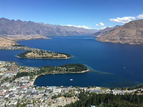 New Zealand: Lake Wakatipu