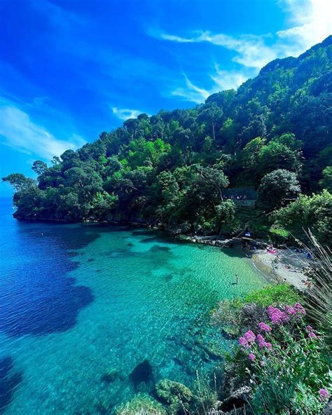 Sand Beaches in Portofino - BeachAtlas