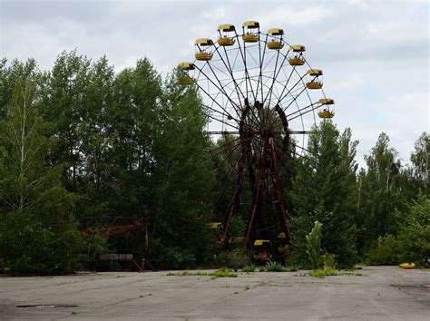 Pripyat ferris wheel - Grandma's Escapades