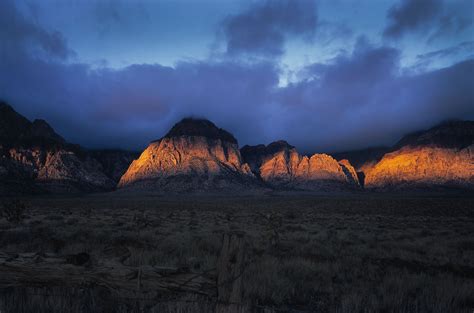 Red Rock Canyon Sunrise | Shutterbug