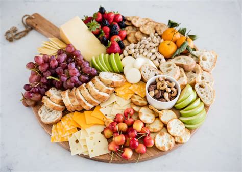 How to Make a Fruit and Cheese Platter - I Heart Naptime