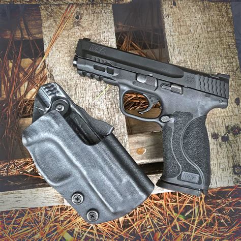 Dara Holsters: Custom Kydex Holsters Smith & Wesson M&P 2.0