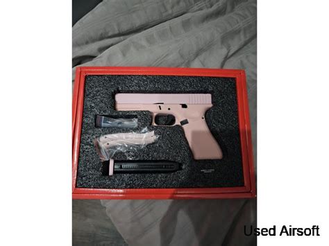 Raven EU17 pink glock GBB - Used Airsoft ' The Leading Marketplace for ...