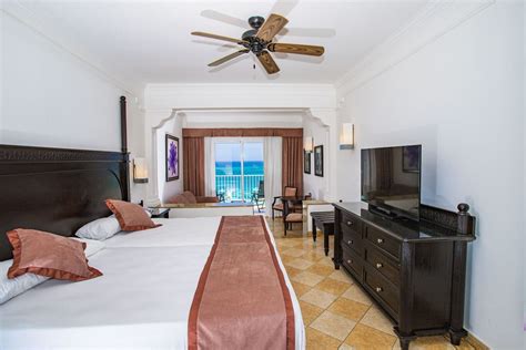 Riu Palace Aruba - All Inclusive Reviews, Deals & Photos 2024 - Expedia.ca