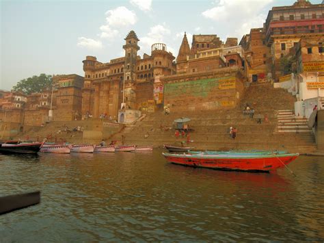 Best Location To Stay In Varanasi With Family - Where to Stay In ...