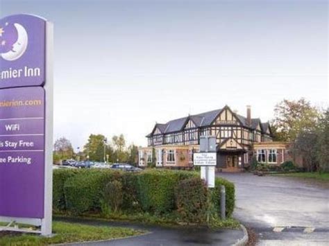 Premier Inn Manchester Airport - Heald Green | Manchester 2020 UPDATED ...