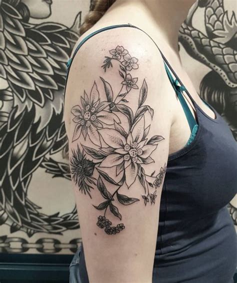 Tatouage par Fleur Intestinale, (Sophie Hedon) Edelweiss, chardon et ...