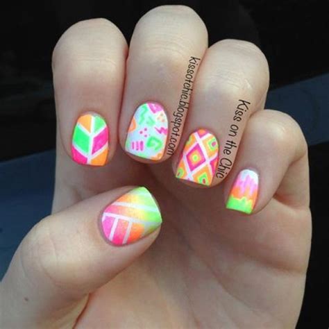 40+ Fabulous Gradient Nail Art Designs | Art and Design