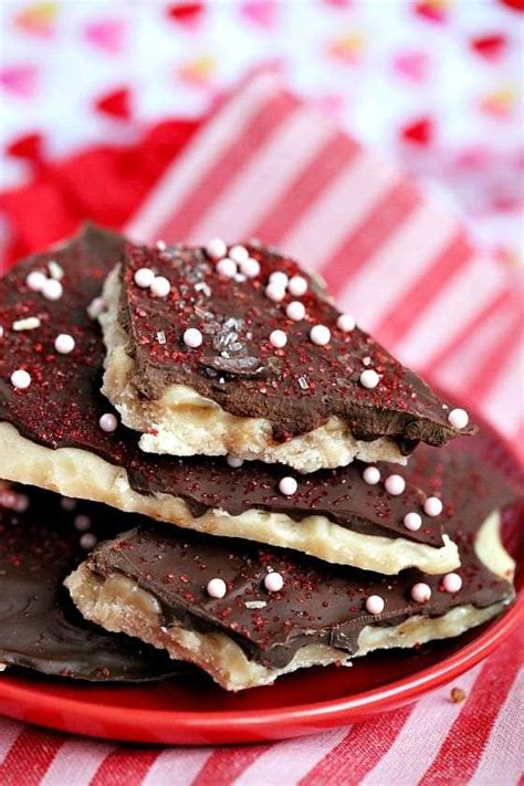 5 Ingredients Chocolate Covered Toffee Recipe | Home Jobs by MOM