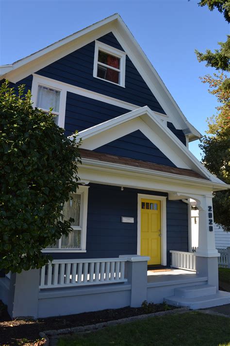 Dark Blue Exterior House Paint: A Timeless Classic – The Urban Decor