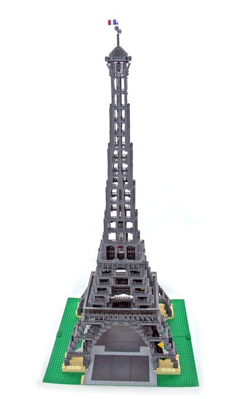 Eiffel Tower - LEGO set #10181-1 (Building Sets > Creator)