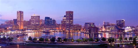 Photo: Inner harbor and skyline. Baltimore, Maryland, USA.