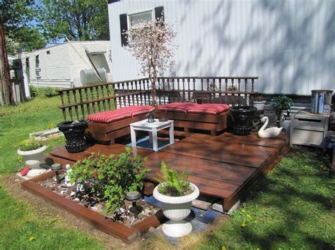 DIY Projects and Ideas for the Home | Backyard, Patio, Pallet decking