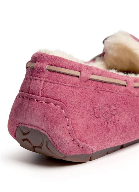 UGG Dakota Shearling Slippers in Pink - Lyst