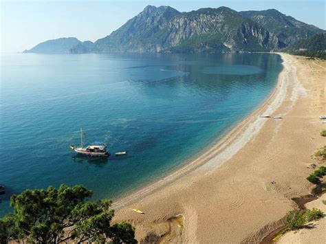 Kemer Beach in Kemer, Turkey Review | BeachRadar.com