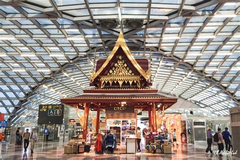 Bangkok Suvarnabhumi (BKK) Airport Guide - The Pink Lookbook