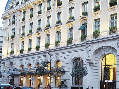 The Peninsula Paris. Luxurious 5* hotel in the heart of Paris ...