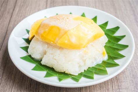 Easy Mango Sticky Rice Recipe – The Classic Thai Dessert in Thailand