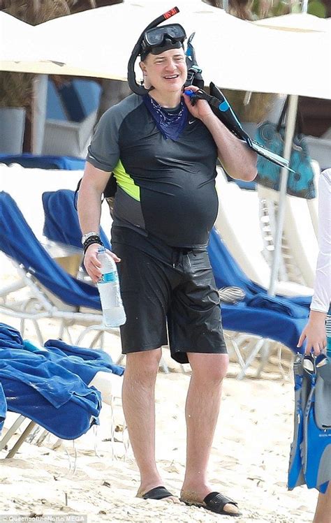 Brendan Fraser Body-Shamed After New Beach Vacation Photos Surface