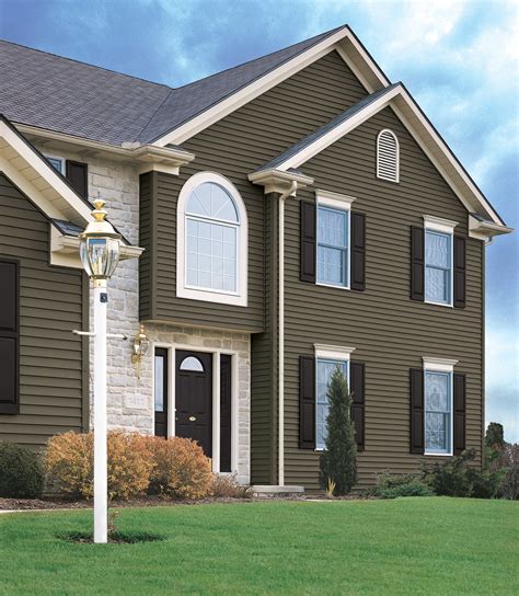 Dark Vinyl Siding Color Combinations