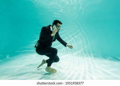 Talking Underwater Royalty-Free Images, Stock Photos & Pictures ...