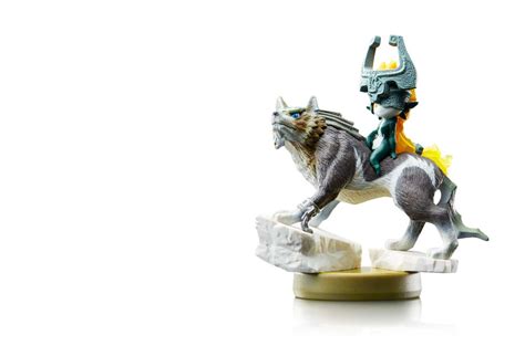 Photos of the Wolf Link amiibo - Nintendo Everything