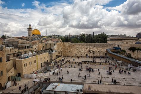 30 Things To Do in Jerusalem, Israel | Earth Trekkers