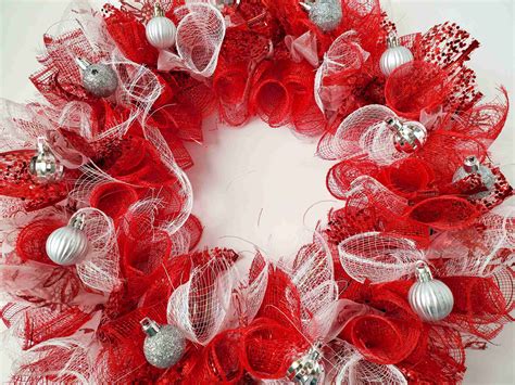 DIY Deco Mesh Wreath: Easy To Make Red Sparkle - Seeing Dandy Blog