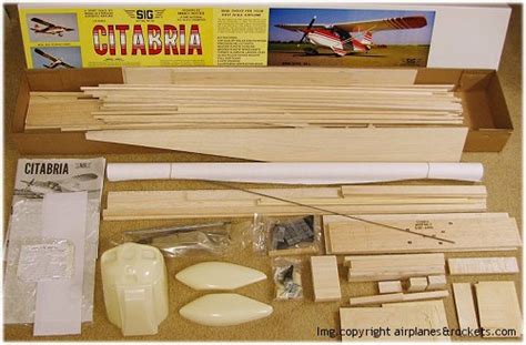 Model Airplane Kits : Construction Methods