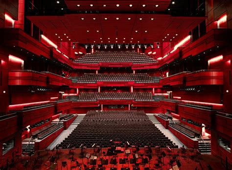 Gallery of Harpa Concert Hall and Conference Centre / Henning Larsen ...