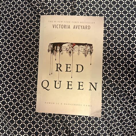 Red queen book - Depop