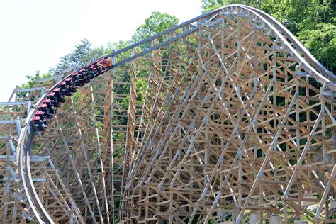 Dollywood's Lightning Rod - Review of the Roller Coaster