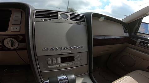 2005 Lincoln Navigator Interior Pictures | Brokeasshome.com