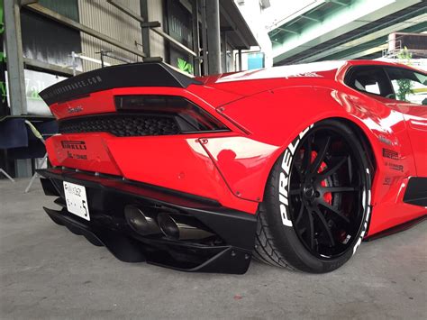 First Liberty Walk Lamborghini Huracan Revealed - GTspirit