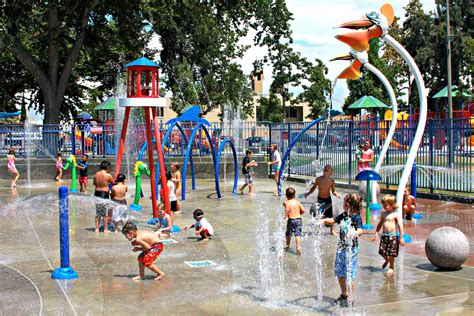 Splash Parks, Sprinklers, and Water Playgrounds in Orange County Parks ...